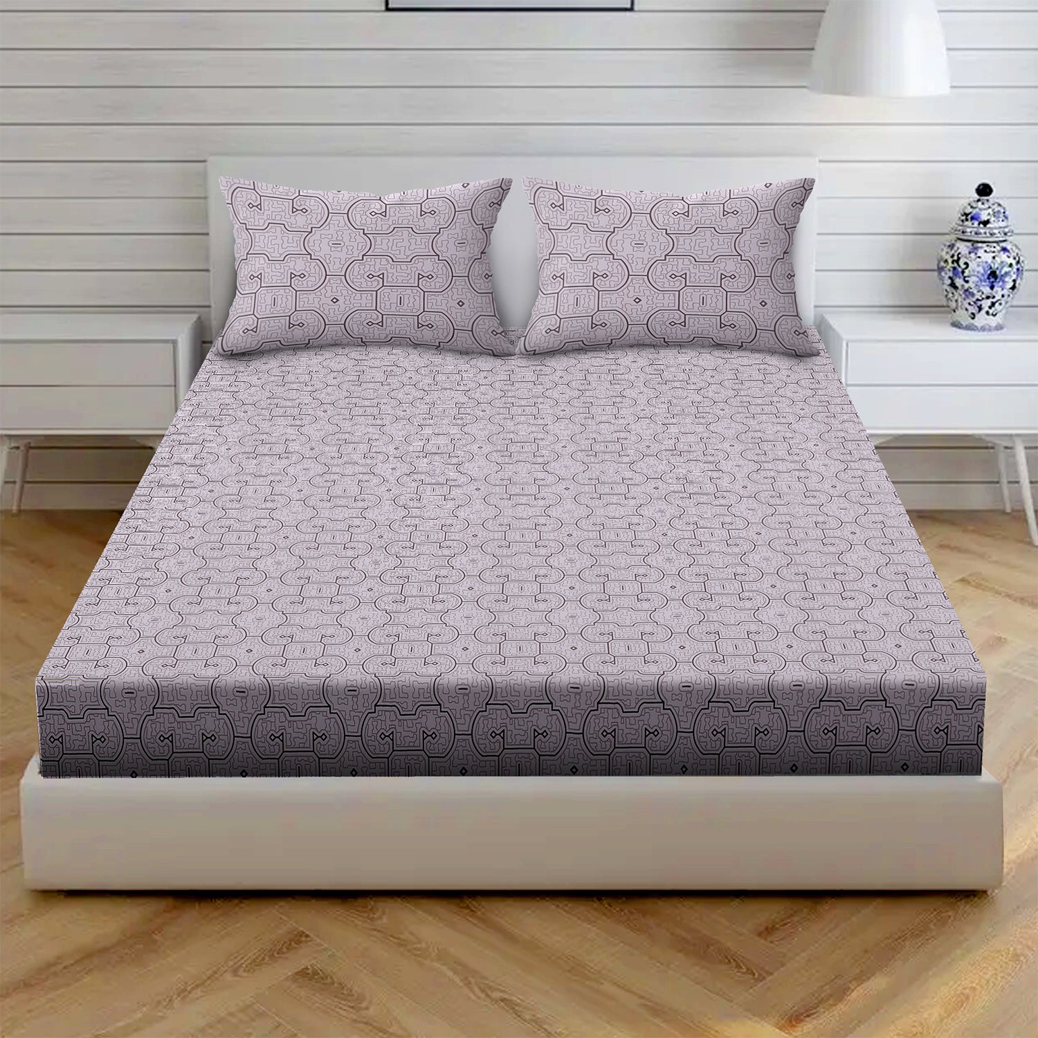 Maze Medallion Cotton Fitted Bed Sheet Set (Dark Mulberry) (Queen Size)